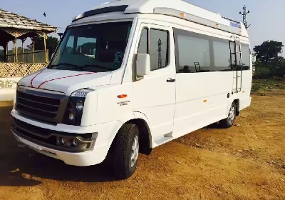 17 Seater Tempo Traveller